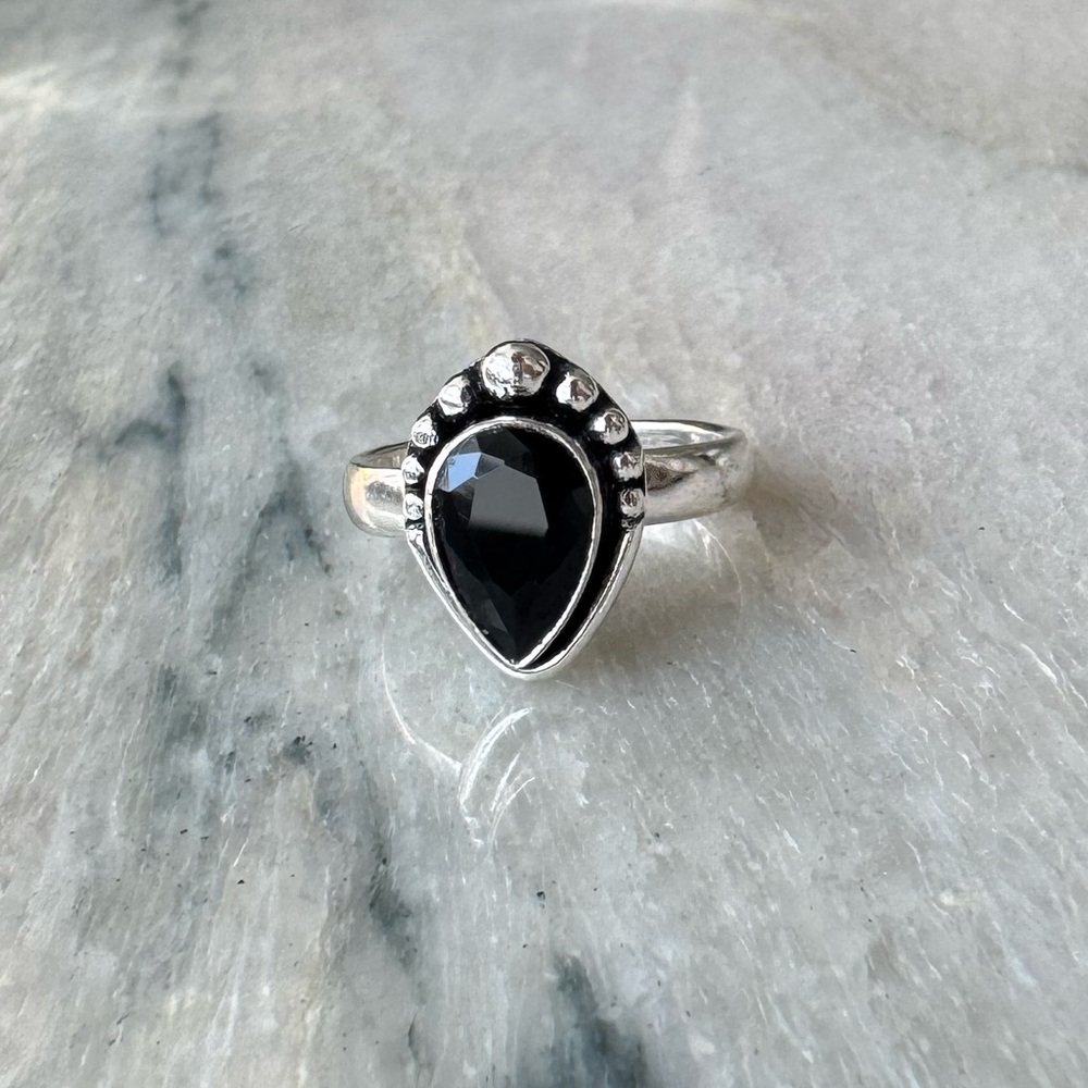 NWOT Sundance The Raven Ring, Onyx, Sterling Silver